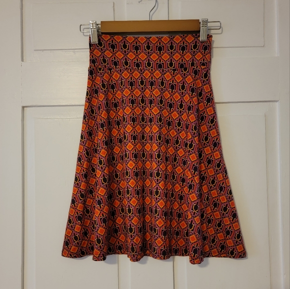 Salaam Flippy Skirt - Picture 2 of 5